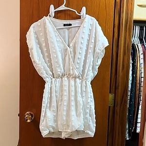 Amaryllis White pom pom romper, size large